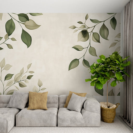Un salon moderne avec un papier peint aux motifs de feuilles délicates dans des teintes vertes et beige, créant une ambiance naturelle et apaisante.