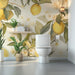 Papier peint citron vintage avec motifs floraux pour salle de bain élégante