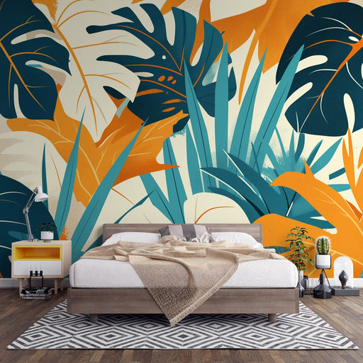 Une chambre moderne avec un papier peint tropical aux grandes feuilles vertes et orange sur fond clair, créant une atmosphère vivante et accueillante.