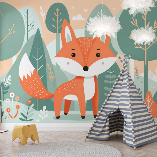 Papier peint renard enfant | Debout dans sa forêt verdoyante
