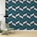 Papier peint motif chevrons bleu et vert pour salon moderne et élégant