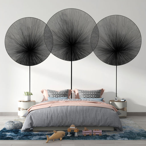 Papier peint abstrait avec motif de cercles noirs stylisés sur fond blanc pour chambre moderne.