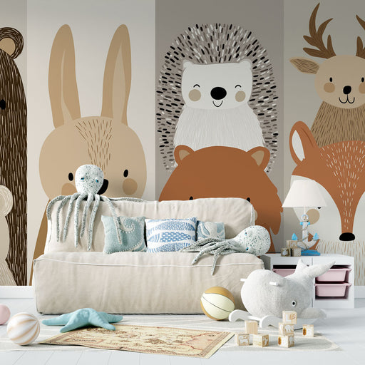Une chambre d'enfant avec un papier peint illustrant des animaux mignons en tons doux, créant une atmosphère ludique et chaleureuse.