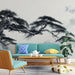 Un salon moderne avec un papier peint représentant un majestueux arbre en noir et blanc, créant une ambiance zen et apaisante.