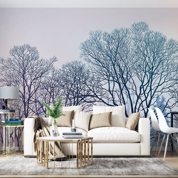 Un salon moderne avec un papier peint représentant des silhouettes d'arbres en dégradé de bleu sur un fond doux, créant une atmosphère apaisante et élégante.