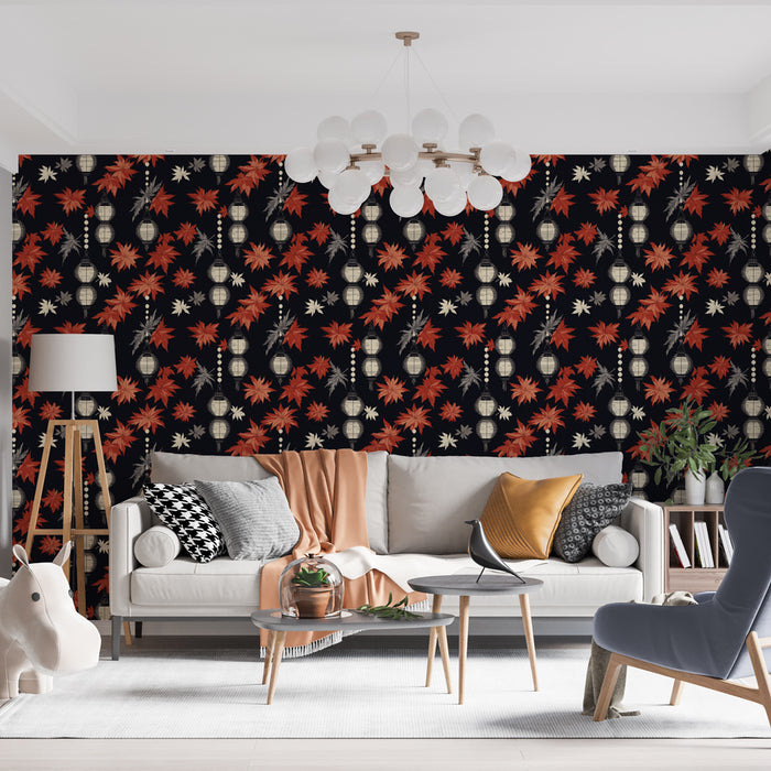Un salon moderne avec un papier peint noir orné de motifs floraux rouges et blancs, créant une atmosphère chaleureuse et dynamique.