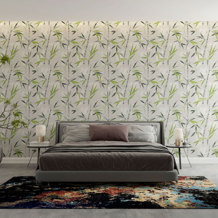 Une chambre moderne avec un papier peint représentant des motifs de bambou vert sur fond clair, créant une atmosphère apaisante et naturelle.