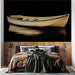 Papier peint bateau en bois flottant sur fond sombre pour décoration murale élégante chambre adulte
