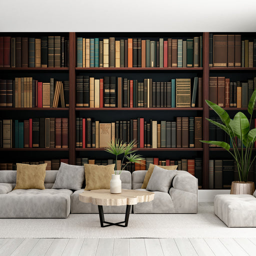 Un salon contemporain avec un papier peint représentant une bibliothèque aux étagères chargées de livres aux couvertures variées, créant une ambiance chaleureuse et intellectuelle.