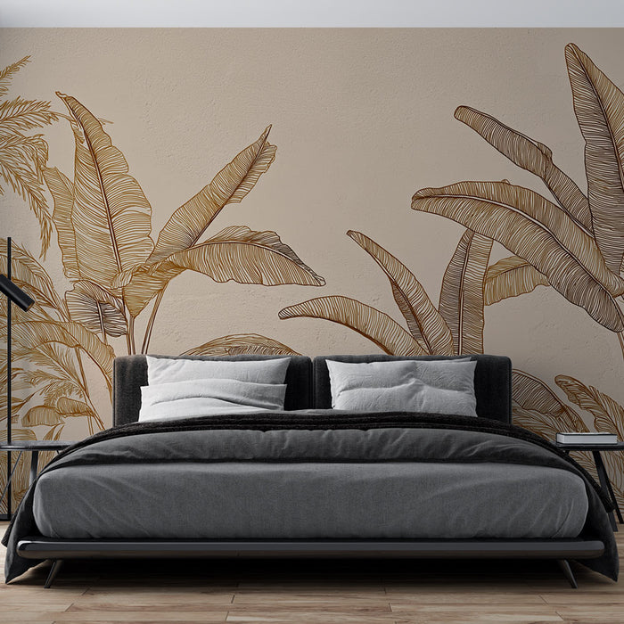 Une chambre moderne avec un papier peint représentant de grandes feuilles tropicales dorées sur fond beige, créant une ambiance chaleureuse et apaisante.