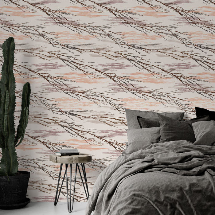 Une chambre moderne avec un papier peint aux motifs de branches stylisées dans des teintes douces de beige, rose et marron, créant une atmosphère apaisante et naturelle.
