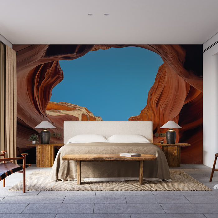 Papier peint canyon avec vue spectaculaire de formations rocheuses rouges et ciel bleu pour chambre moderne.