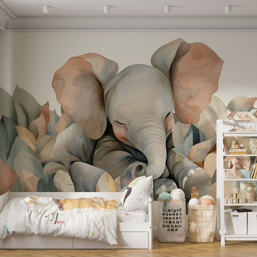 Une chambre d'enfant avec un papier peint illustrant un éléphant doux et apaisant, entouré de feuilles aux teintes pastel, créant une atmosphère chaleureuse et réconfortante.