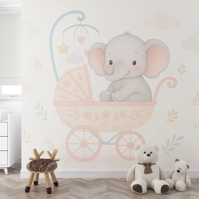 Une chambre d'enfant avec un papier peint illustrant un éléphant mignon dans une poussette, des teintes douces et une ambiance ludique et chaleureuse.