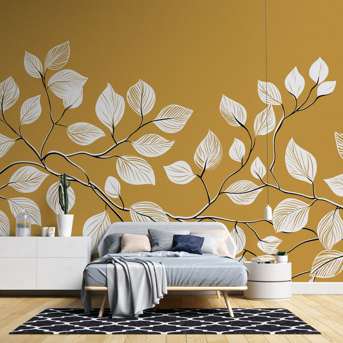 Une chambre moderne avec un papier peint aux motifs de feuilles blanches sur fond jaune, créant une atmosphère chaleureuse et accueillante.
