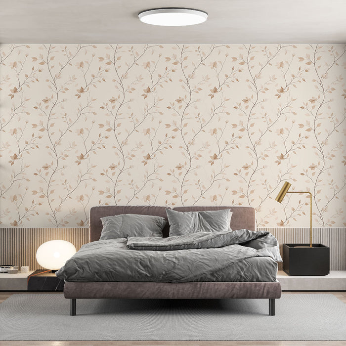 Une chambre moderne avec un papier peint délicat aux motifs de vignes et feuilles dans des teintes beige et doré, créant une atmosphère apaisante et élégante.