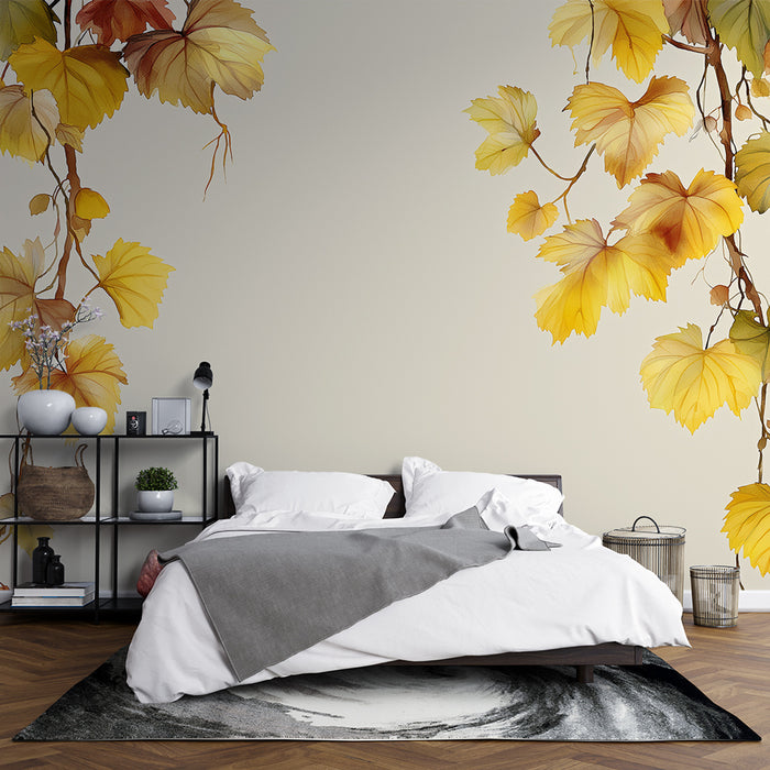 Une chambre accueillante avec un papier peint représentant des feuilles de vigne jaunes, créant une atmosphère chaleureuse et naturelle.
