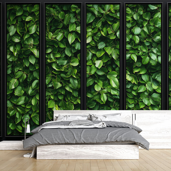 Une chambre moderne avec un papier peint représentant un feuillage luxuriant aux nuances de vert, créant une atmosphère apaisante et naturelle.