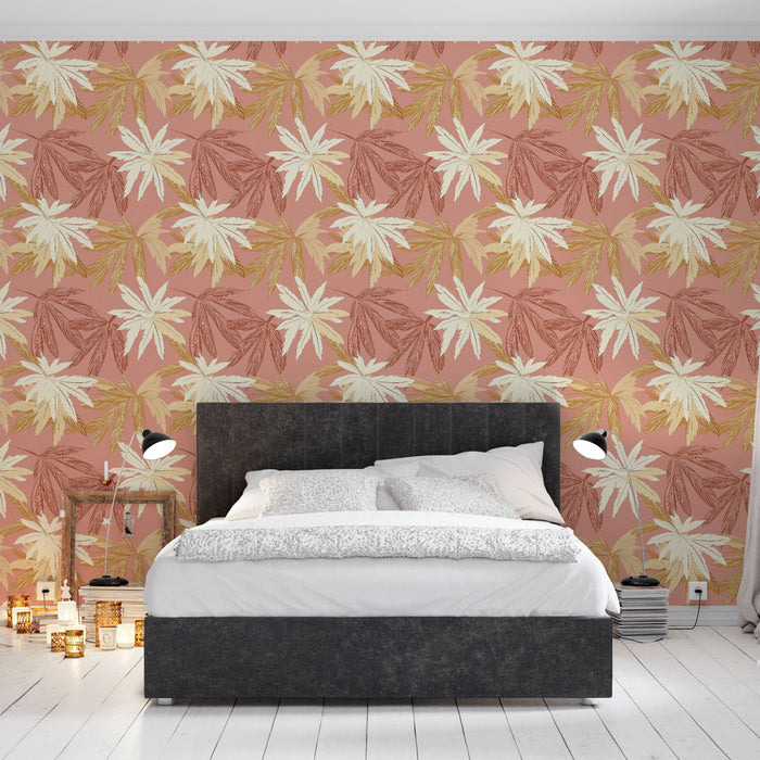Une chambre moderne avec un papier peint aux motifs de feuilles stylisées dans des teintes douces de rose, crème et vert, créant une ambiance chaleureuse et naturelle.