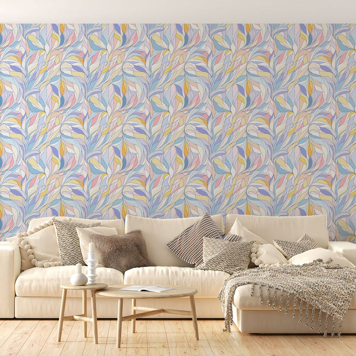 Un salon lumineux avec un papier peint floral aux motifs de feuilles pastel sur fond clair, créant une ambiance douce et apaisante.