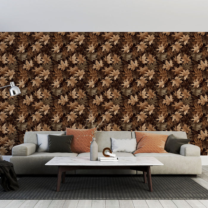 Un salon contemporain avec un papier peint aux motifs de feuilles automnales dans des teintes brunes et beiges, créant une atmosphère chaleureuse et accueillante.