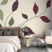 Papier peint contemporain avec motifs de feuilles stylisées sur fond doux pour chambre moderne