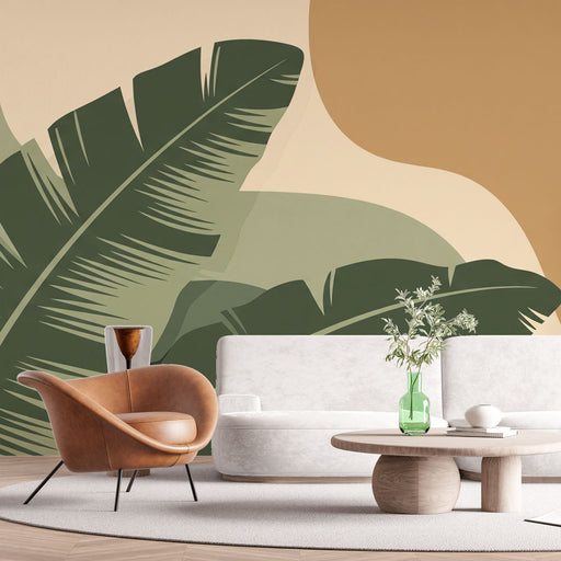 Une pièce moderne avec un papier peint tropical représentant de grandes feuilles vertes sur un fond aux teintes douces, créant une atmosphère relaxante et naturelle.