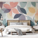 Papier peint feuilles translucides avec motifs délicats aux couleurs pastel pour chambre moderne.