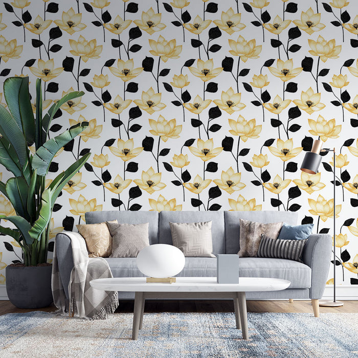 Un salon moderne avec un papier peint floral jaune et noir représentant des fleurs délicates sur fond blanc, créant une ambiance lumineuse et accueillante.