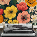 Papier peint floral coloré avec un bouquet vibrant de fleurs pour chambre moderne