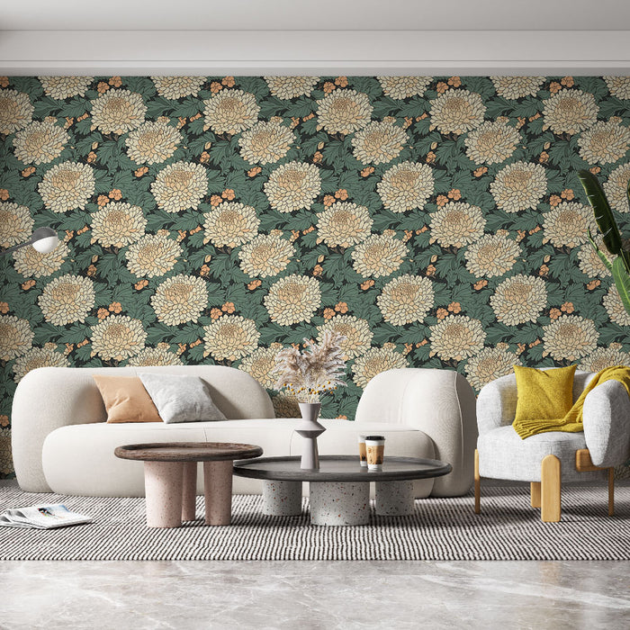 Un salon moderne avec un papier peint floral aux grandes fleurs crème sur fond vert foncé, créant une ambiance chaleureuse et accueillante.