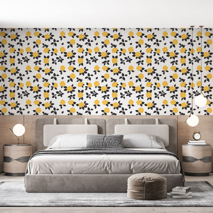 Une chambre moderne avec un papier peint floral aux motifs de roses jaunes et feuilles noires sur fond blanc, créant une ambiance joyeuse et accueillante.