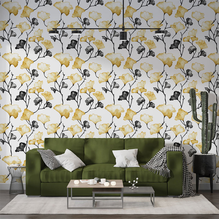 Un salon moderne avec un papier peint floral aux motifs de fleurs jaunes et noires sur fond blanc, créant une ambiance élégante et lumineuse.