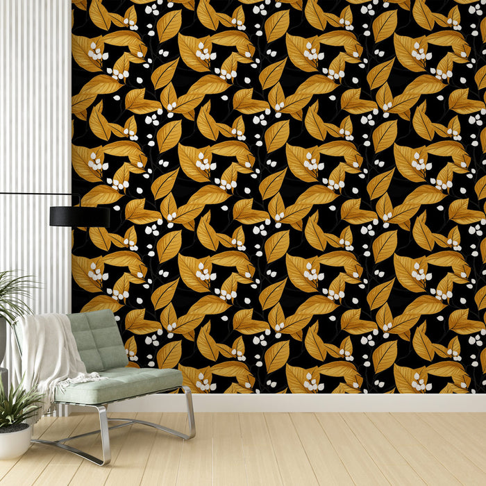 Une pièce moderne avec un papier peint floral noir, orné de feuilles dorées et de fleurs blanches, créant une ambiance élégante et chaleureuse.