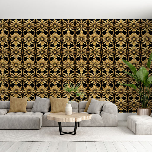 Un salon élégant avec un papier peint floral noir et doré aux motifs raffinés, créant une atmosphère sophistiquée et chaleureuse.