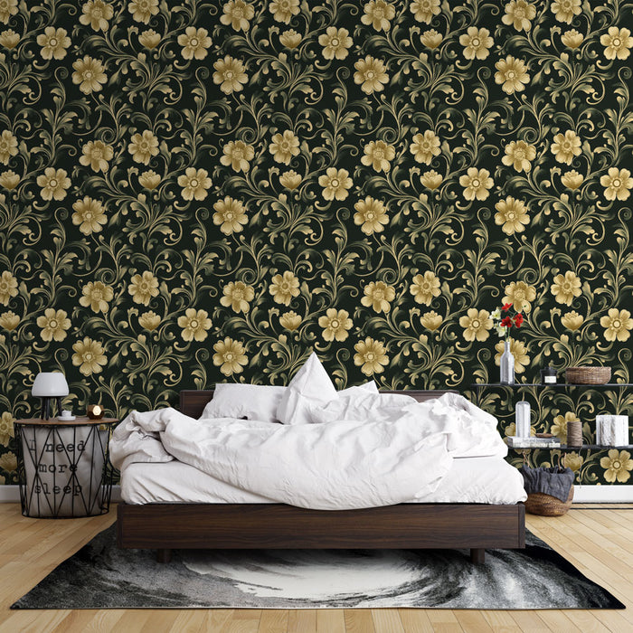 Une chambre élégante avec un papier peint floral doré sur fond vert foncé, créant une atmosphère chaleureuse et raffinée.