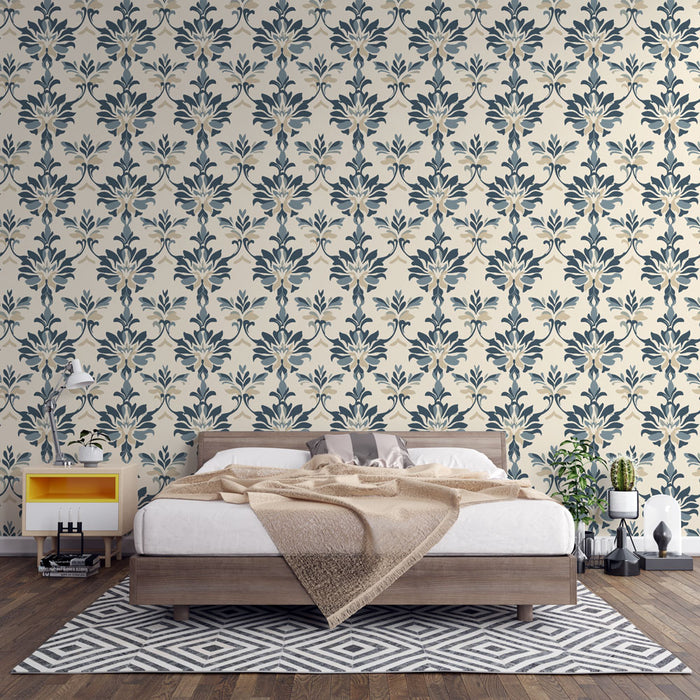 Une chambre moderne avec un papier peint floral beige et bleu marine aux motifs élégants, créant une atmosphère chaleureuse et accueillante.