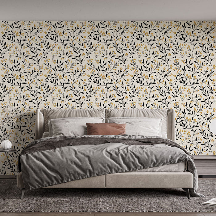 Une chambre moderne avec un papier peint floral noir et doré sur fond clair, créant une atmosphère élégante et chaleureuse.