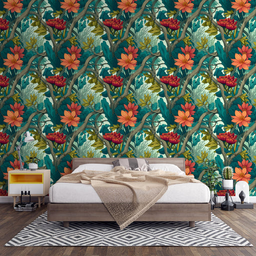 Une chambre moderne avec un papier peint floral aux motifs vibrants de fleurs rouges et orange sur fond turquoise, créant une atmosphère chaleureuse et accueillante.