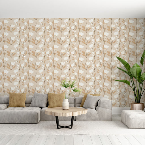 Un salon moderne avec un papier peint floral beige et blanc, aux motifs délicats de fleurs, créant une atmosphère douce et apaisante.