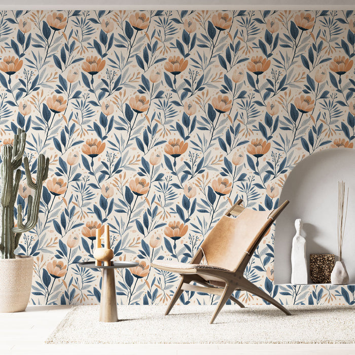 Une pièce lumineuse avec un papier peint floral aux motifs de fleurs orange et bleues sur fond clair, créant une ambiance douce et chaleureuse.