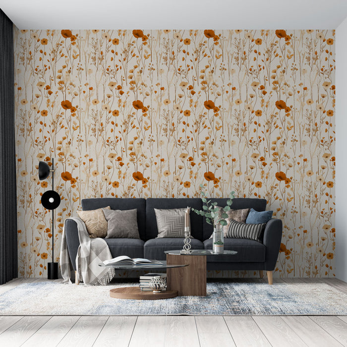 Un salon moderne avec un papier peint floral beige et orange, évoquant une ambiance chaleureuse et naturelle grâce à ses motifs délicats de fleurs.