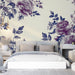 Papier peint floral vintage avec motif de fleurs et feuillage pour chambre élégante.
