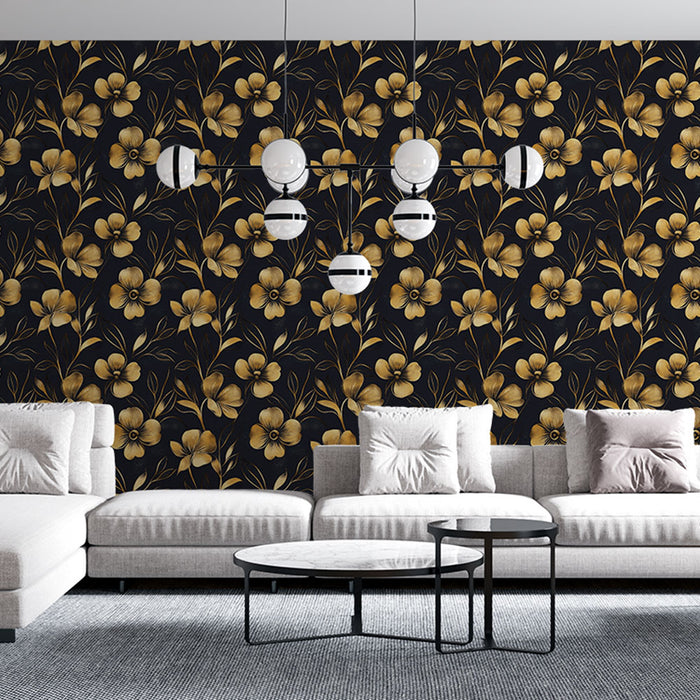 Un salon moderne avec un papier peint floral noir et doré, aux motifs élégants de fleurs, créant une ambiance sophistiquée et chaleureuse.