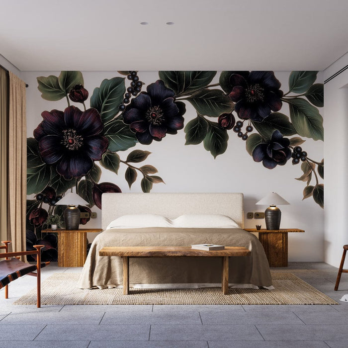 Papier peint floral somptueux avec motifs de fleurs foncées et feuillage luxuriant pour chambre élégante