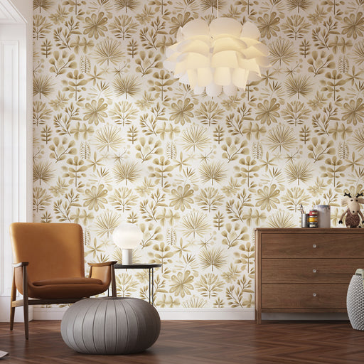 Une pièce moderne avec un papier peint floral beige et doré aux motifs délicats, créant une atmosphère chaleureuse et apaisante.