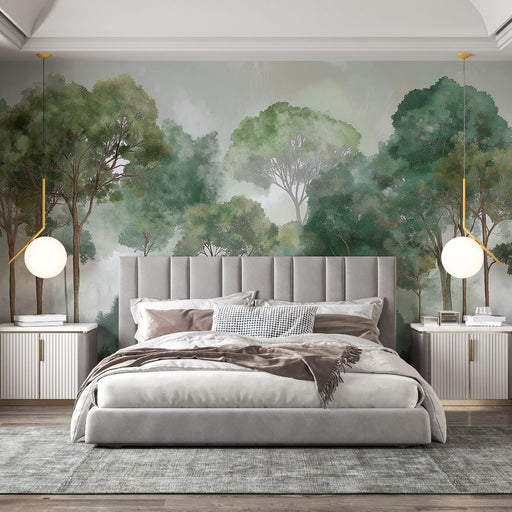 Une chambre élégante avec un papier peint représentant une forêt verdoyante, créant une ambiance apaisante et naturelle grâce à ses nuances de vert.
