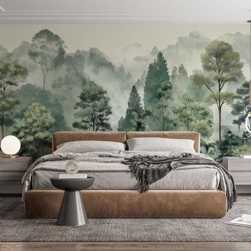 Une chambre moderne avec un papier peint représentant une forêt brumeuse aux nuances de vert, créant une atmosphère apaisante et naturelle.