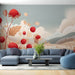 Un salon moderne avec un papier peint illustrant de grandes fraises rouges sur un fond doux et pastel, créant une ambiance chaleureuse et accueillante.