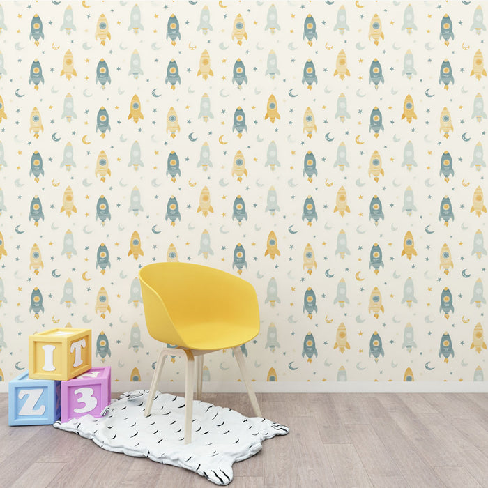 Une chambre d'enfant avec un papier peint ludique représentant des fusées colorées sur fond clair, créant une ambiance joyeuse et imaginative.